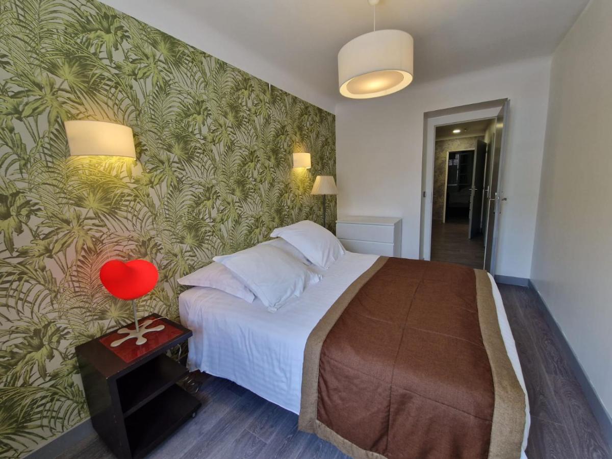 Royal Luchon Aparthotel Bagneres-de-Luchon Ngoại thất bức ảnh