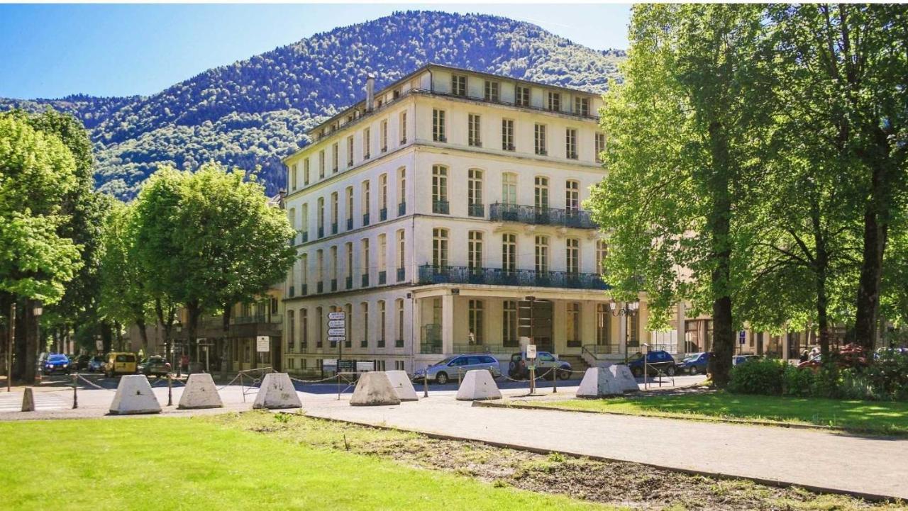 Royal Luchon Aparthotel Bagneres-de-Luchon Ngoại thất bức ảnh