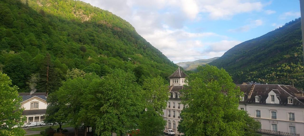 Royal Luchon Aparthotel Bagneres-de-Luchon Ngoại thất bức ảnh