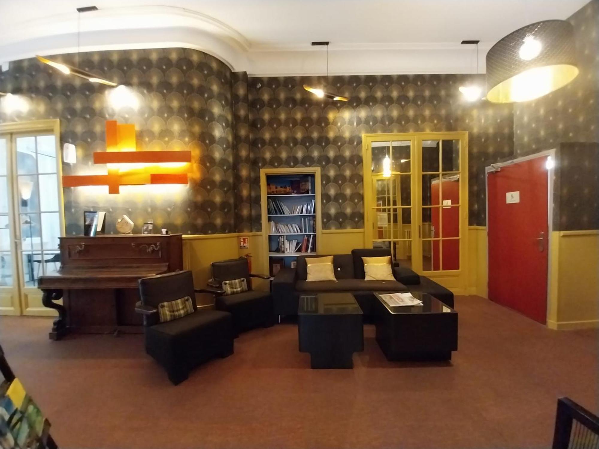 Royal Luchon Aparthotel Bagneres-de-Luchon Ngoại thất bức ảnh